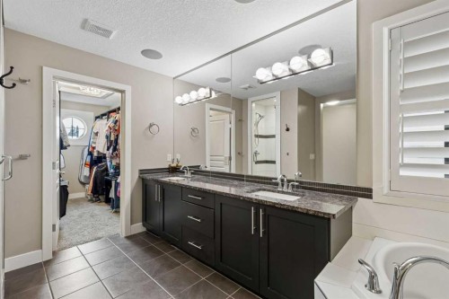5 Mary Dover Drive Sw, Calgary, AB 