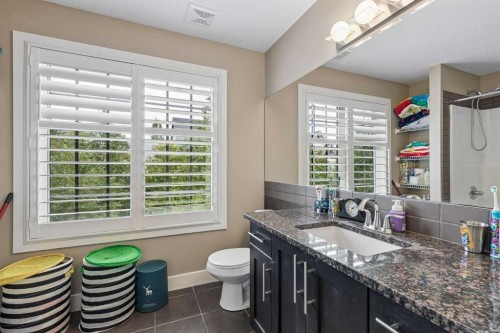 5 Mary Dover Drive Sw, Calgary, AB 