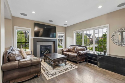 5 Mary Dover Drive Sw, Calgary, AB 