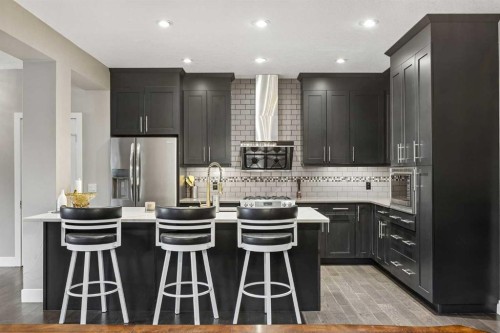 5 Mary Dover Drive Sw, Calgary, AB 