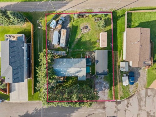 210 Royalties Crescent, Longview, AB 