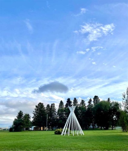 210 Royalties Crescent, Longview, AB 