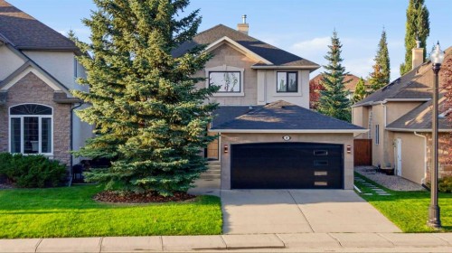 8 Strathlea Close Sw, Calgary, AB 