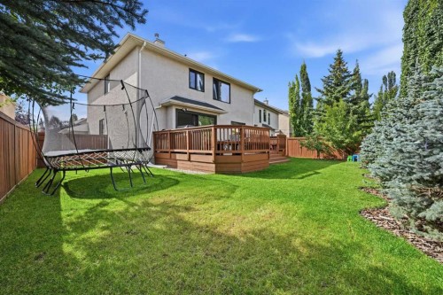 8 Strathlea Close Sw, Calgary, AB 