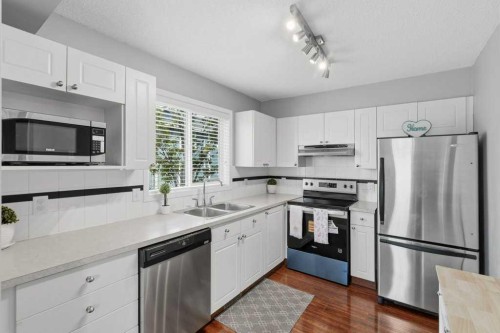 126 Harvest Gold Place Ne, Calgary, AB 