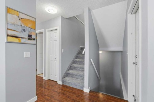 126 Harvest Gold Place Ne, Calgary, AB 