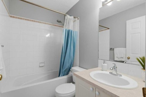 126 Harvest Gold Place Ne, Calgary, AB 