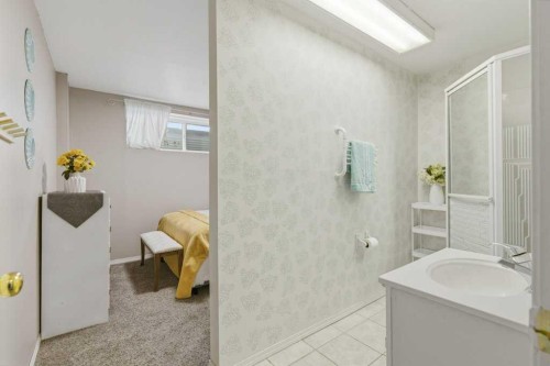 126 Harvest Gold Place Ne, Calgary, AB 
