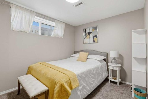 126 Harvest Gold Place Ne, Calgary, AB 