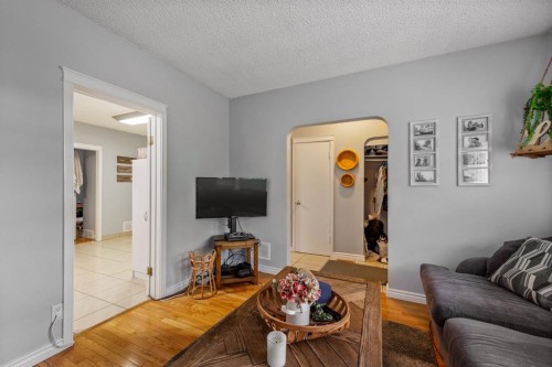 1826 34 Avenue Sw, Calgary, AB 