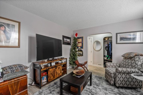 1826 34 Avenue Sw, Calgary, AB 