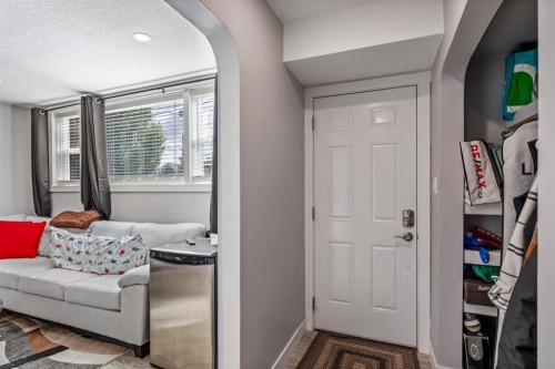 1826 34 Avenue Sw, Calgary, AB 