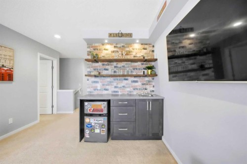 43 Howse Manor Ne, Calgary, AB 