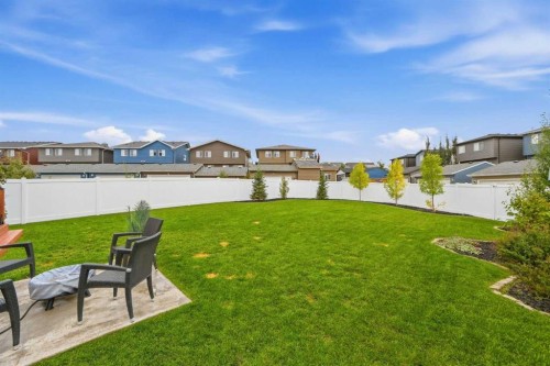 43 Howse Manor Ne, Calgary, AB 