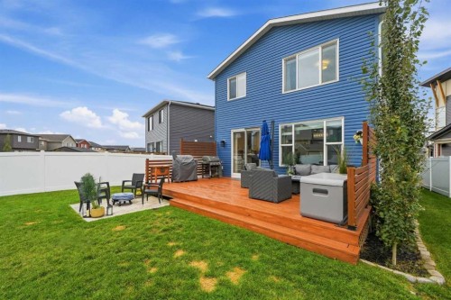 43 Howse Manor Ne, Calgary, AB 