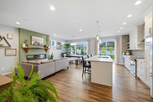 43 Howse Manor Ne, Calgary, AB 