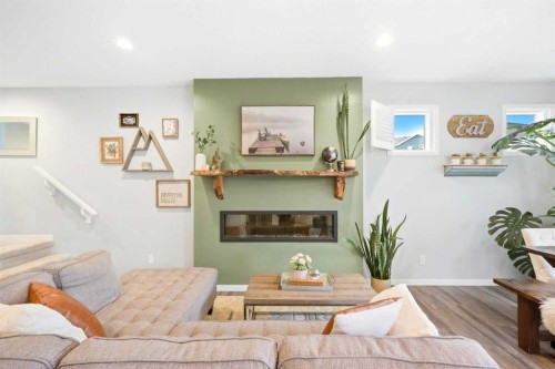 43 Howse Manor Ne, Calgary, AB 