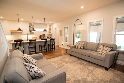 129 Prestwick Estate Way Se, Calgary, AB 