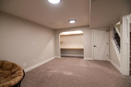 129 Prestwick Estate Way Se, Calgary, AB 