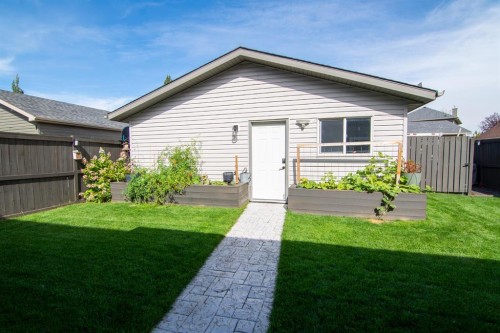 129 Prestwick Estate Way Se, Calgary, AB 