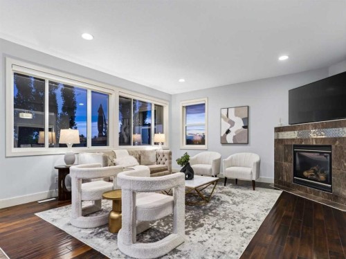 8729 14 Avenue Sw, Calgary, AB 