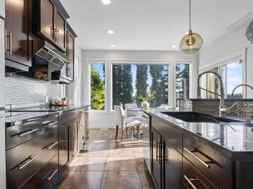 8729 14 Avenue Sw, Calgary, AB 