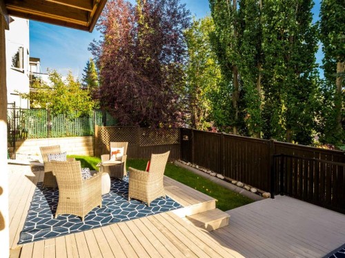 8729 14 Avenue Sw, Calgary, AB 
