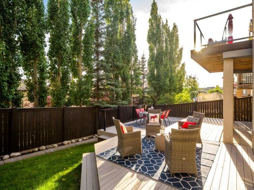 8729 14 Avenue Sw, Calgary, AB 