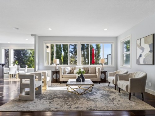 8729 14 Avenue Sw, Calgary, AB 