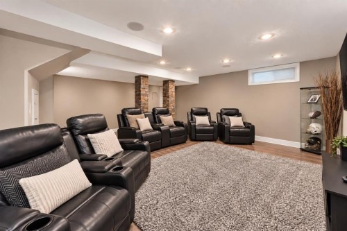 343 Berkshire Place Nw, Calgary, AB 