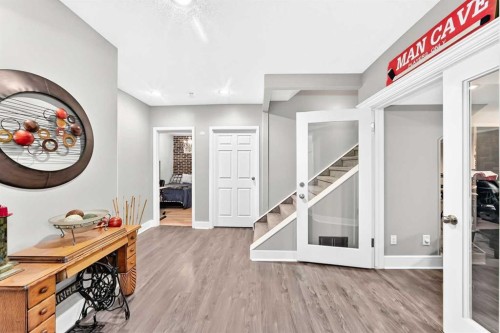 343 Berkshire Place Nw, Calgary, AB 