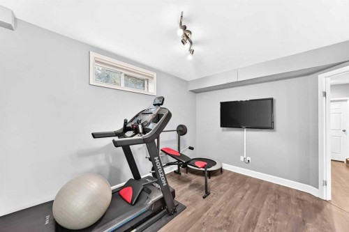 343 Berkshire Place Nw, Calgary, AB 
