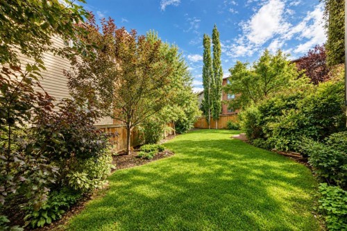 343 Berkshire Place Nw, Calgary, AB 
