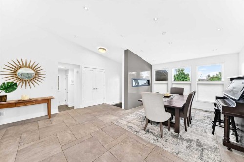 343 Berkshire Place Nw, Calgary, AB 