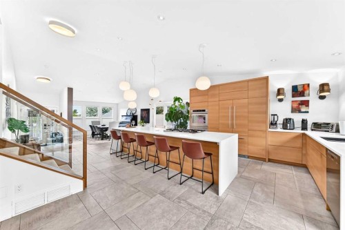343 Berkshire Place Nw, Calgary, AB 