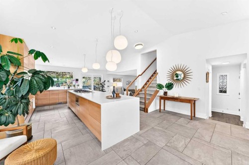 343 Berkshire Place Nw, Calgary, AB 