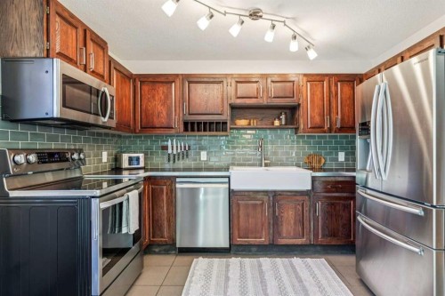 542 27 Avenue Nw, Calgary, AB 