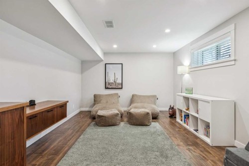 542 27 Avenue Nw, Calgary, AB 