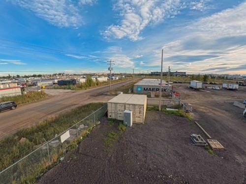 6915 40 Street Ne, Calgary, AB 