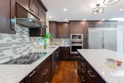 164 Cherovan Drive Sw, Calgary, AB 