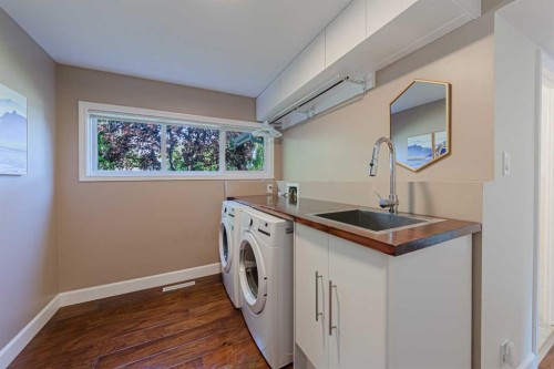 164 Cherovan Drive Sw, Calgary, AB 