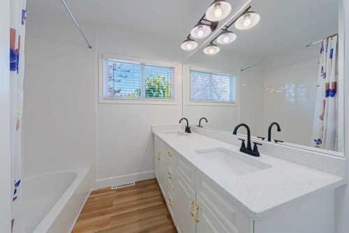 164 Cherovan Drive Sw, Calgary, AB 