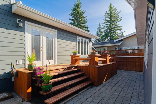 164 Cherovan Drive Sw, Calgary, AB 