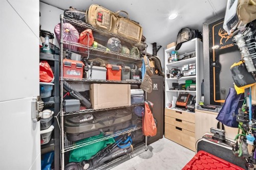 4817 20 Avenue Nw, Calgary, AB 