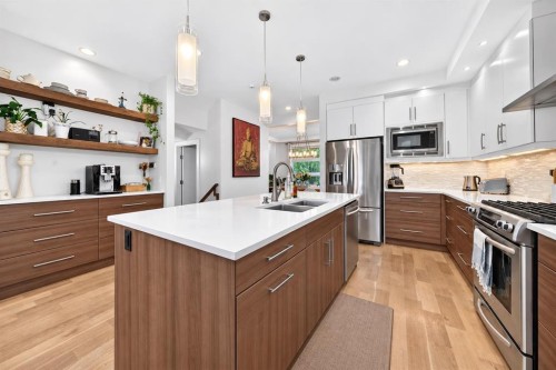 4817 20 Avenue Nw, Calgary, AB 