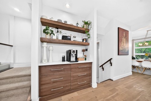 4817 20 Avenue Nw, Calgary, AB 