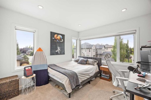 14 Wexford Way Sw, Calgary, AB 