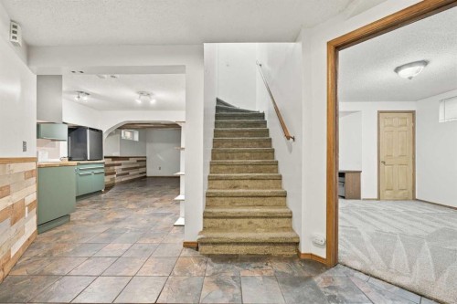 760 Riverbend Drive Se, Calgary, AB 
