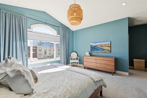 1128 17 Avenue Nw, Calgary, AB 
