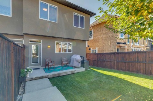 1128 17 Avenue Nw, Calgary, AB 